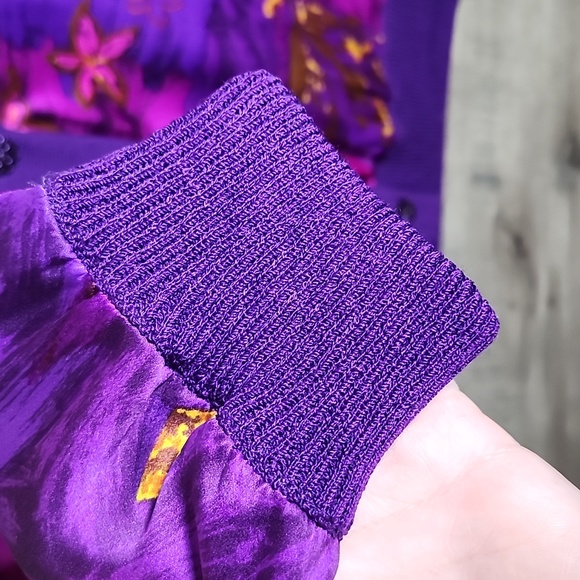 St. John Collection Satin and Knit Cardigan Top in Purple Abstract - Picture 9 of 14